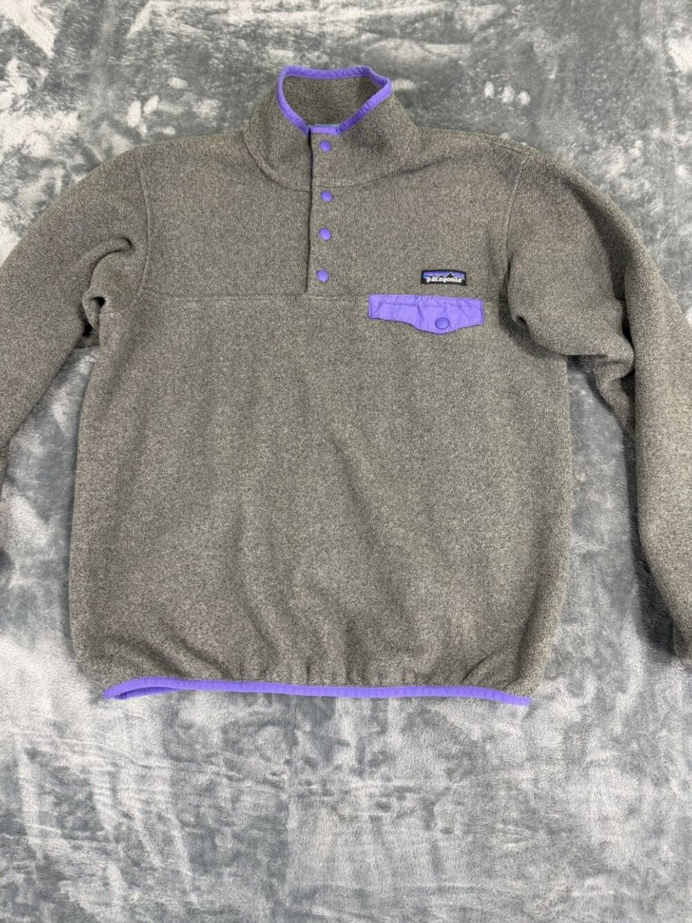Patagonia Synchilla Womens Gray & Purple Snap-T Pullover Fleece Sweatshirt S